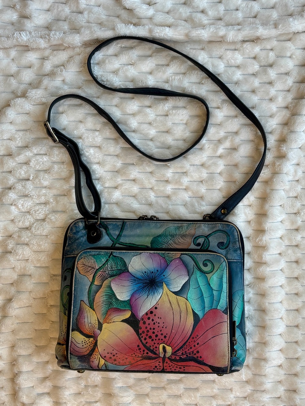 Anuschka Hand Painted Leather Floral Crossbody Organizer Antique Brass Hardware